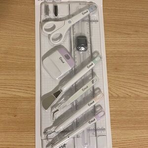 Cricut Crafting Tool Set - White and Pastel